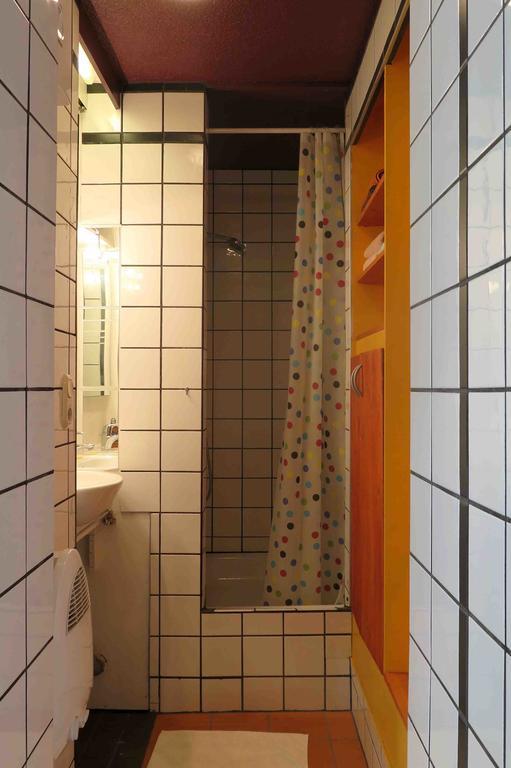 Gaesteappartement Im Atelierhaus Wuppertal Szoba fotó
